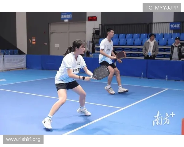 球友体育官方下载入口，提供丰富的体育赛事资讯和高清直播内容体验